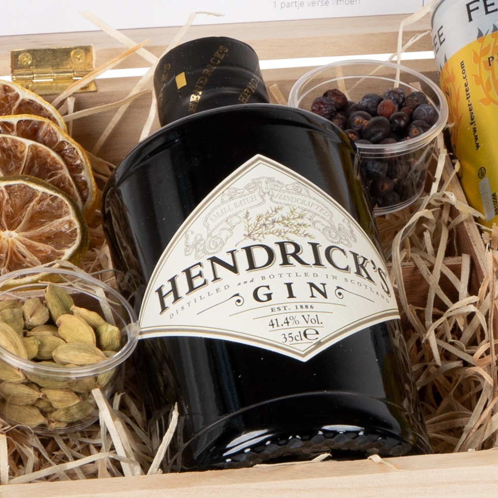 Gin Tonic Box - Hendrick's Gin & Fever Tree