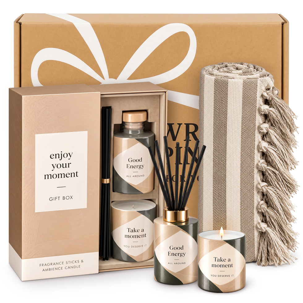 Unwrap Happiness - Cozy Moment
